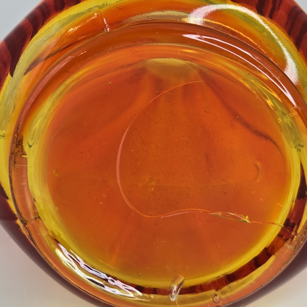 Vtg L.E. Smith 13" Swung Vase Amberina Cadmium UV Glow 8-Finger MCM Glass - Picture 10 of 10